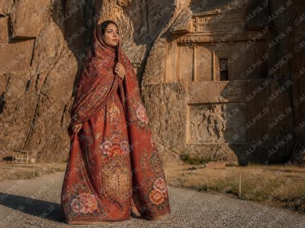 جلوه مد سنتی ایرانی در نقش رستم
