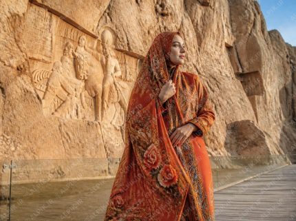 تلفیق هنر و تاریخ در نقش رستم