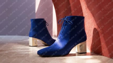 نیم‌بوت جیر زنانه آبی کاربنی با طراحی مدرن
