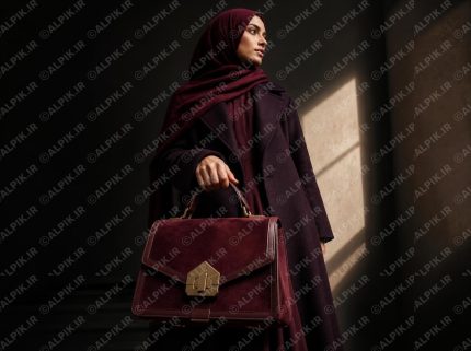 کیف دستی جیر زنانه و شال زرشکی لوکس