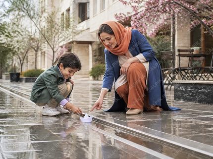 پوشاک بهاره زنانه و بچگانه با استایل کژوال و شیک